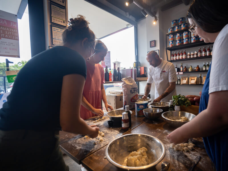 Why London Cooking Classes Make Such Good Christmas Gift Experiences